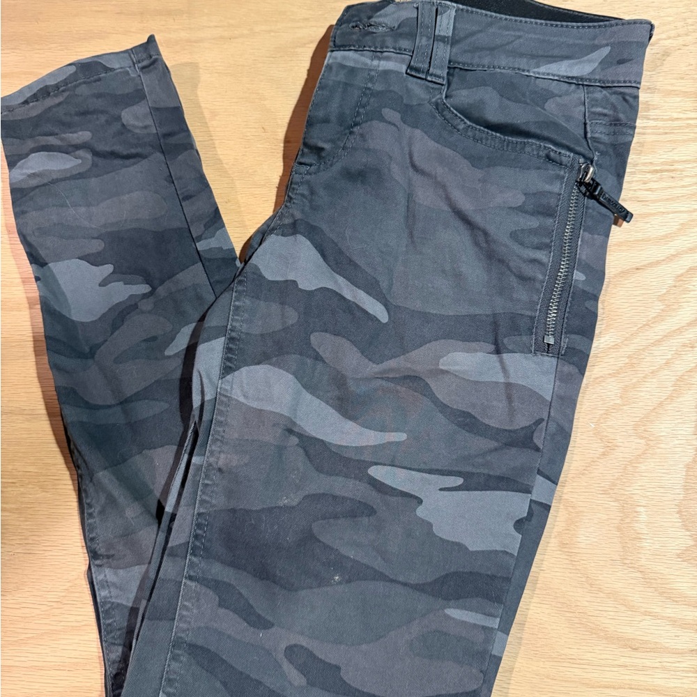 Democracy Gray Camouflage Pants